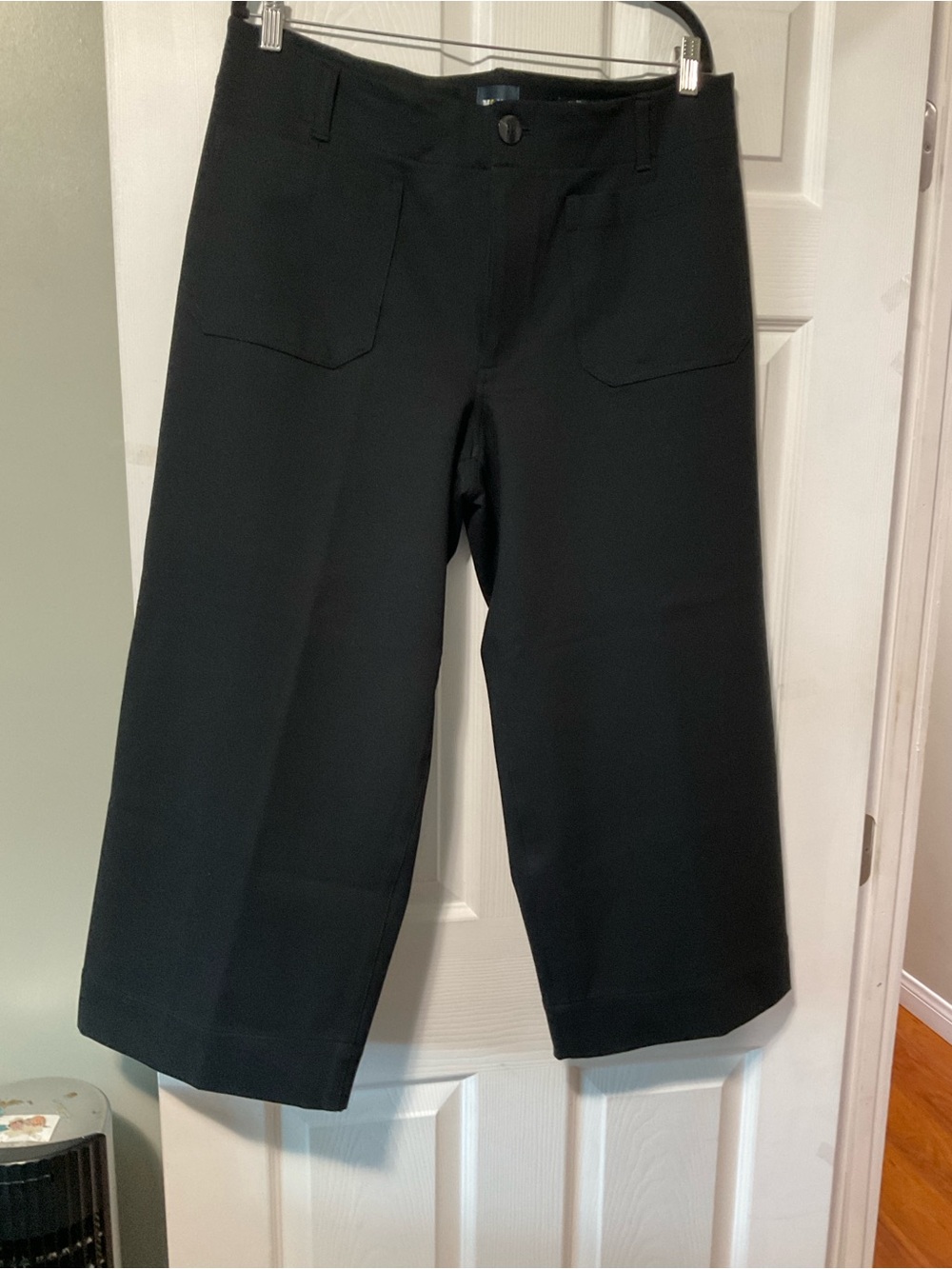 Anthropologie Wide-Leg Cropped Pants in Black